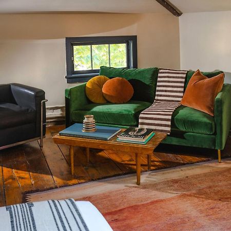 Kingston Carriage House Bed & Breakfast Dış mekan fotoğraf